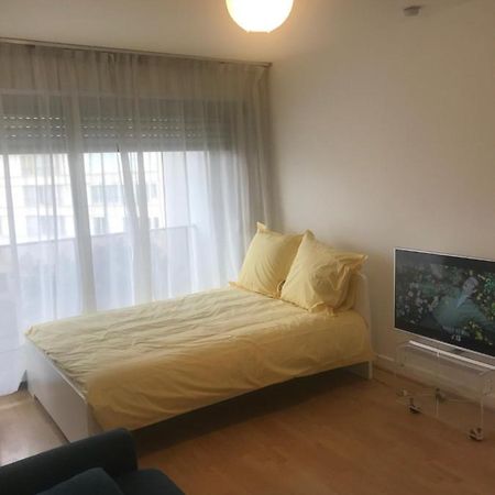 Studio 1000M Tour Effeil Parigi Esterno foto
