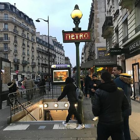 Studio 1000M Tour Effeil Parigi Esterno foto