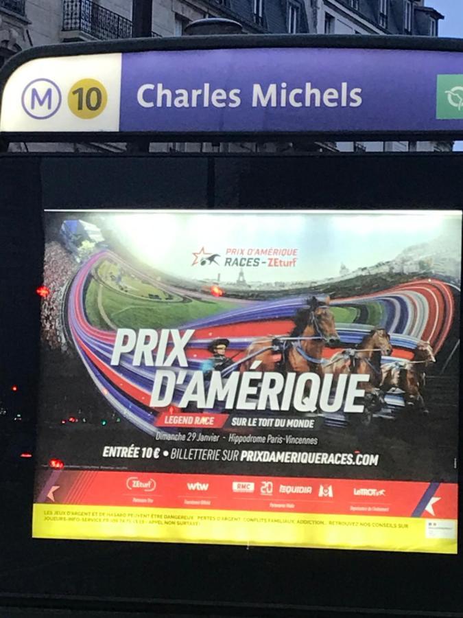 Studio 1000M Tour Effeil Parigi Esterno foto